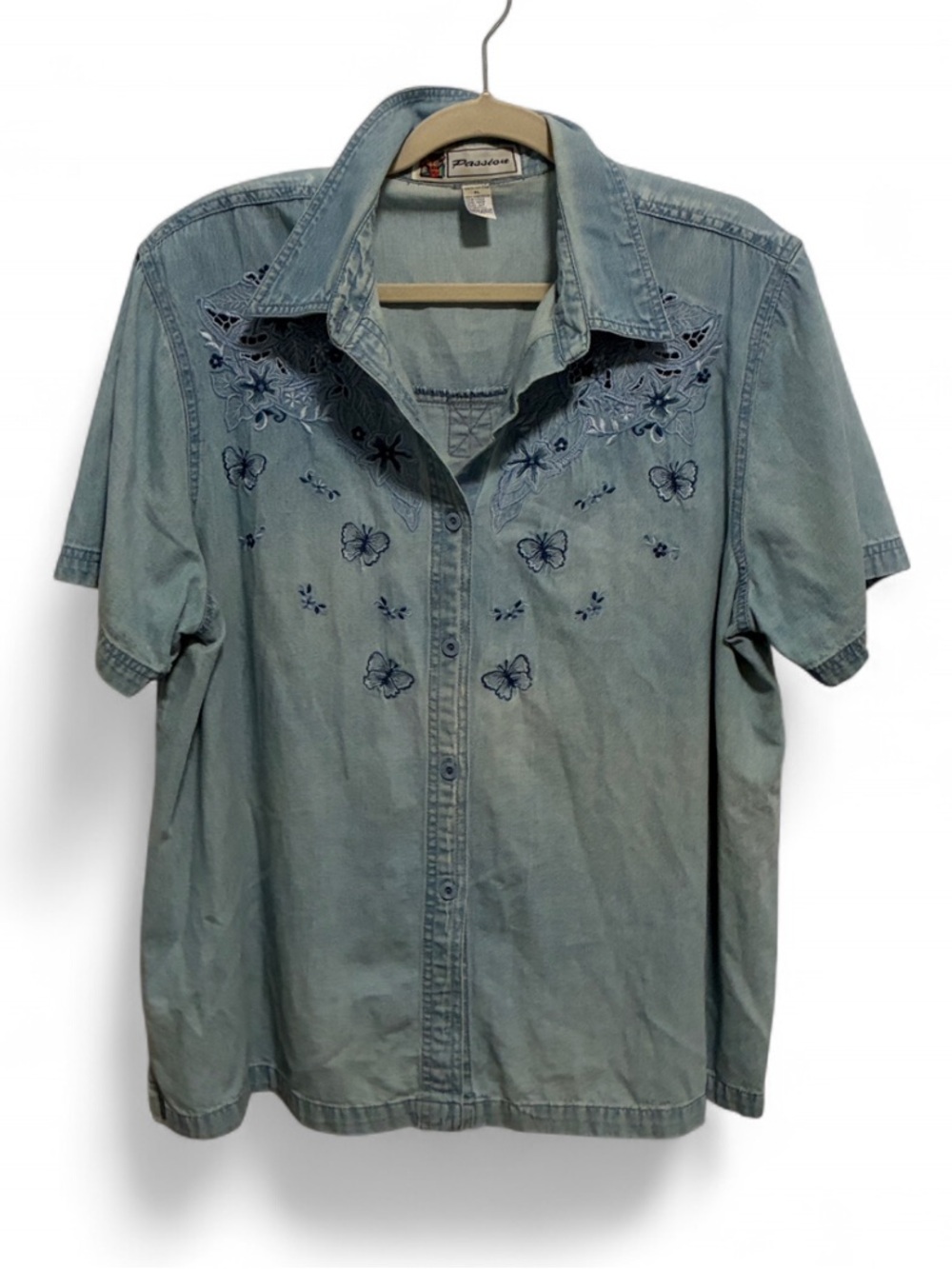 Vintage Light Blue Butterfly Embroidered Short-Sleeve Denim Button Down Shirt